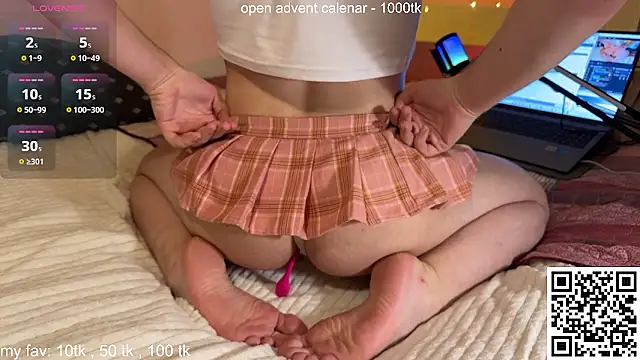 curlyboyy  online show from December 1, 2024, 10:21 pm