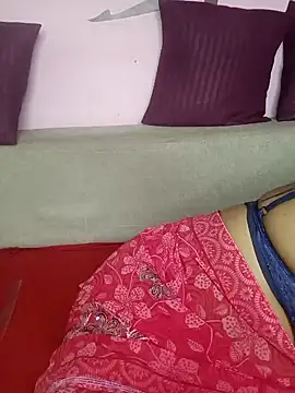 Snapshot of Cute_Kritika chatting on February 7, 2025, 5:31 am Cute Kritika online show from February 7, 2025, 5:31 am