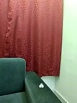 Cute Kritika online show from October 28, 2025, 4:16 am