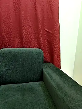 Cute Kritika online show from April 18, 2026, 3:43 am