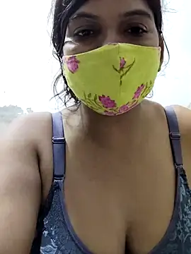 illay love online show from October 3, 2025, 7:44 pm