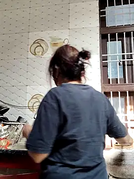 illay love online show from November 4, 2025, 5:28 am