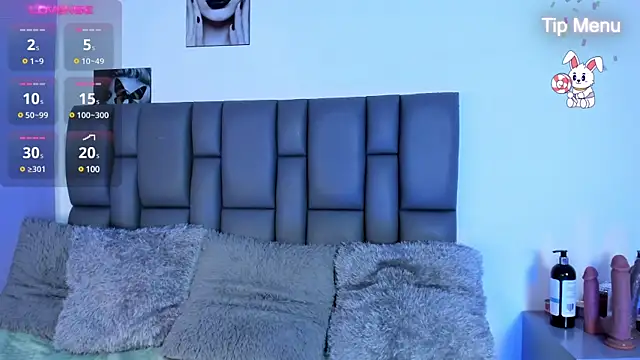 Sophia Lemos online show from February 5, 2025, 1:44 pm