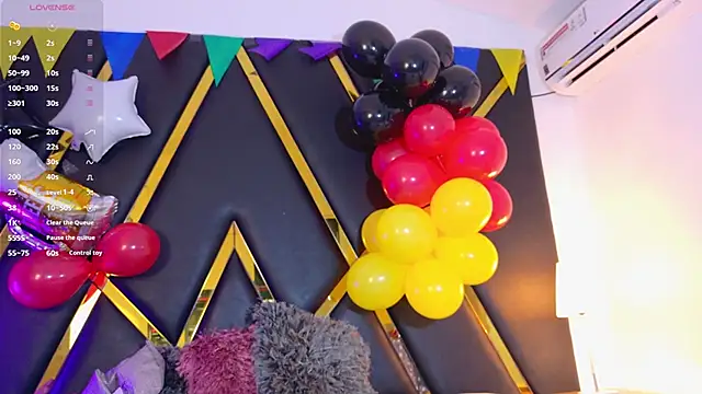 Adel Nesbiit online show from September 23, 2025, 7:28 pm