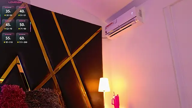 Adel Nesbiit online show from October 17, 2025, 7:38 pm