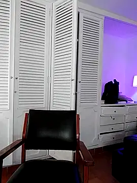 Adel Nesbiit online show from March 16, 2026, 7:40 pm