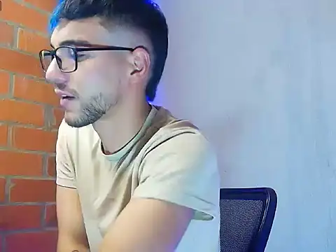 Leandro valenzuela online show from November 13, 2025, 8:08 pm