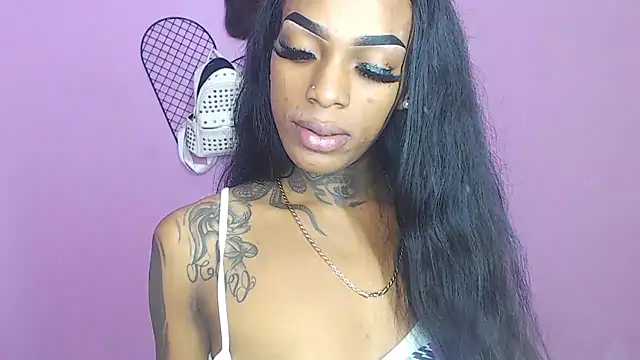 Snapshot of badgirls_cx chatting on December 21, 2024, 4:14 pm badgirls cx online show from December 21, 2024, 4:14 pm