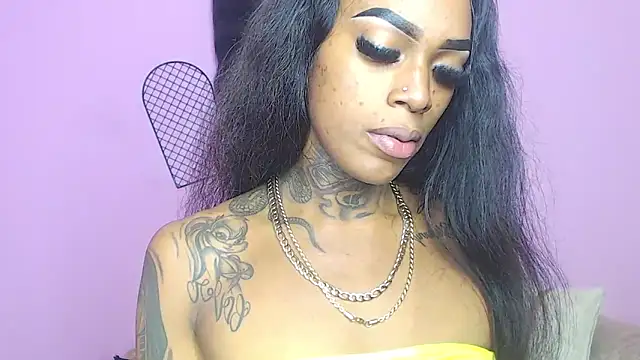 Snapshot of badgirls_cx chatting on January 24, 2025, 7:49 pm badgirls cx online show from January 24, 2025, 7:49 pm