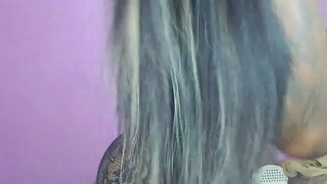 Snapshot of badgirls_cx chatting on January 25, 2025, 12:26 pm badgirls cx online show from January 25, 2025, 12:26 pm