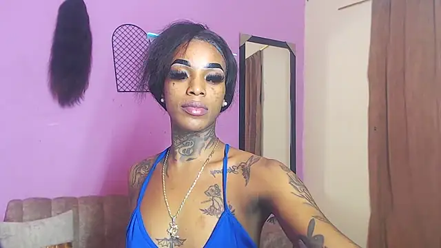 Snapshot of badgirls_cx chatting on September 28, 2025, 10:15 pm badgirls cx online show from September 28, 2025, 10:15 pm