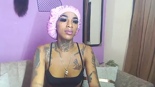 Snapshot of badgirls_cx chatting on September 30, 2025, 12:54 pm badgirls cx online show from September 30, 2025, 12:54 pm