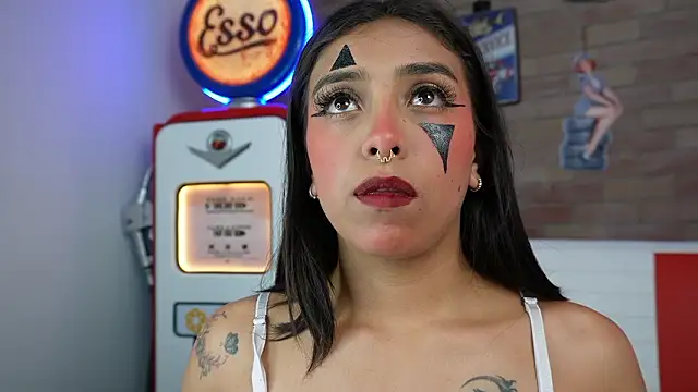 miss collins online show from March 27, 2026, 5:56 pm