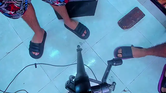 WILD BITCH2024 online show from November 22, 2025, 1:48 am