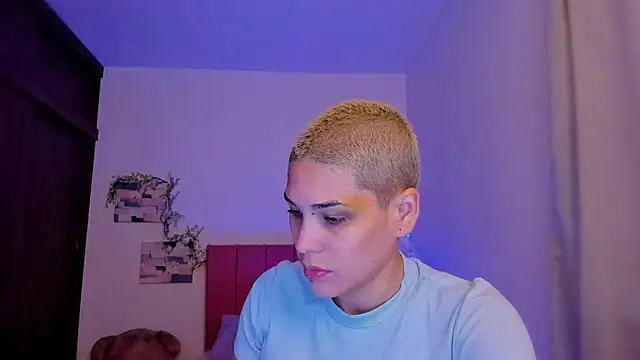 Charlee pink online show from January 14, 2026, 10:14 pm