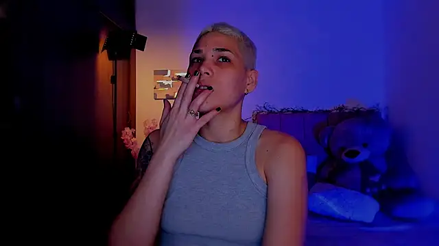 Charlee pink online show from March 3, 2026, 3:01 am