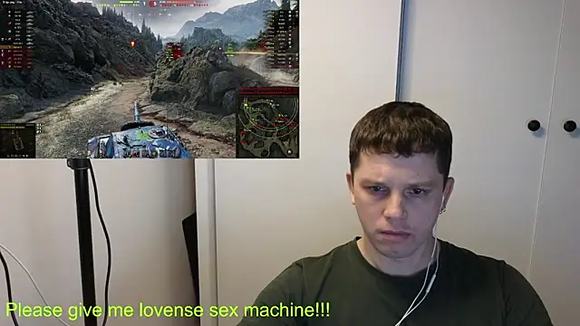 Snapshot of BigL0ve chatting on February 17, 2026, 2:24 pm BigL0ve online show from February 17, 2026, 2:24 pm