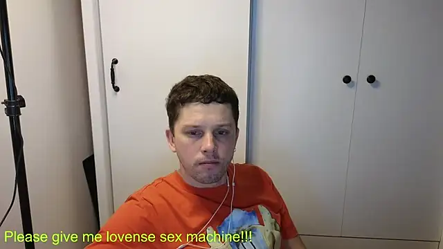 Snapshot of BigL0ve chatting on February 24, 2026, 2:59 pm BigL0ve online show from February 24, 2026, 2:59 pm