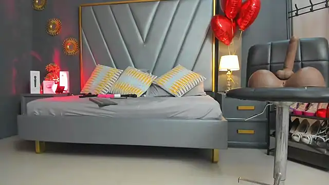 Snapshot of Laurenwells_ chatting on February 15, 2025, 11:03 pm Laurenwells  online show from February 15, 2025, 11:03 pm
