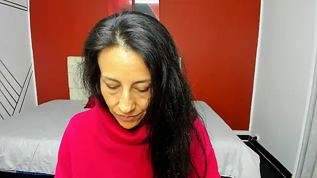 Abrillee1 online show from December 27, 2024, 4:58 am