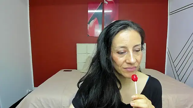 Abrillee1 online show from February 6, 2025, 1:16 am