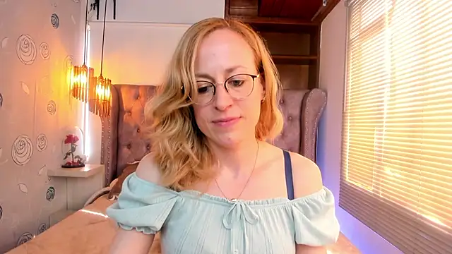 Snapshot of SammySanders chatting on January 9, 2025, 8:22 pm SammySanders online show from January 9, 2025, 8:22 pm