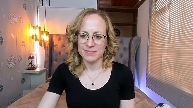 Snapshot of SammySanders chatting on February 5, 2025, 6:04 pm SammySanders online show from February 5, 2025, 6:04 pm