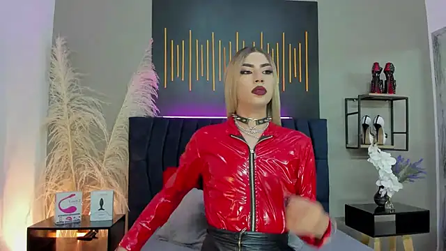 BrianaSchafer online show from February 5, 2025, 4:58 pm