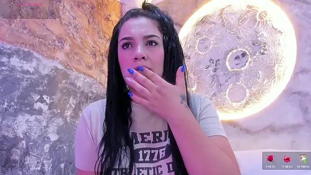 brianaGuzman online show from March 8, 2025, 1:03 pm