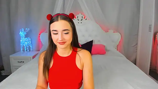 Snapshot of EvaLil chatting on December 26, 2024, 8:50 am EvaLil online show from December 26, 2024, 8:50 am