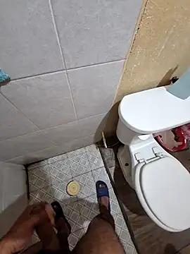 Snapshot of Piter1022 chatting on March 20, 2025, 11:02 pm Piter1022 online show from March 20, 2025, 11:02 pm