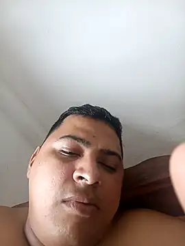 Snapshot of 11anduardo chatting on February 17, 2025, 1:53 pm 11anduardo online show from February 17, 2025, 1:53 pm