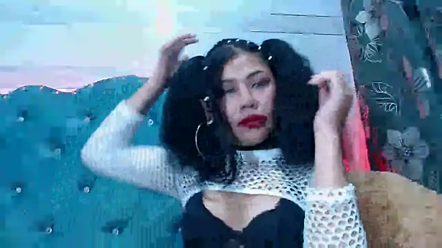 lily jamesx online show from March 18, 2025, 10:04 pm