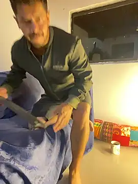 AndresSmith   online show from March 16, 2026, 8:18 am