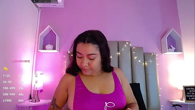 MeghanBurn online show from March 13, 2025, 12:46 pm