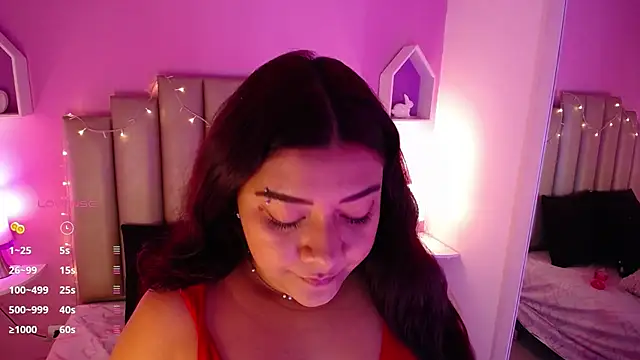 MeghanBurn online show from March 18, 2025, 12:36 pm