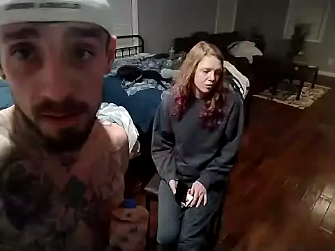 Snapshot of DirtyNorth chatting on January 4, 2025, 4:23 am DirtyNorth online show from January 4, 2025, 4:23 am