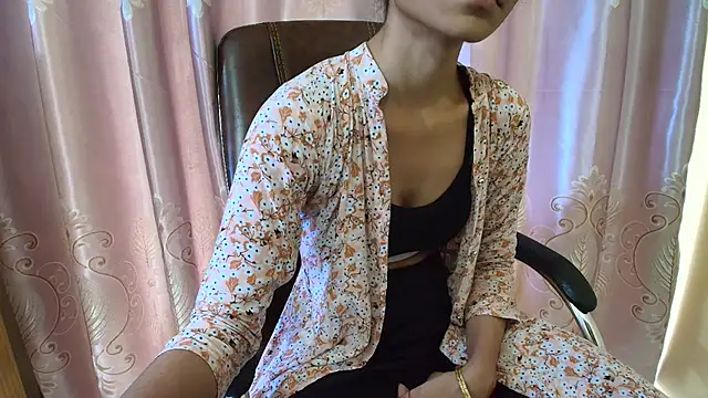 Srabontii online show from October 4, 2025, 6:33 am