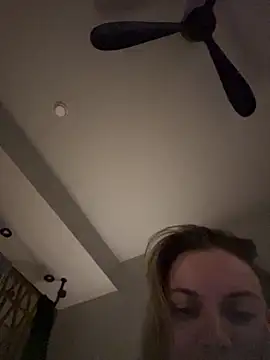 Snapshot of Milla__one chatting on October 26, 2025, 10:32 am Milla one online show from October 26, 2025, 10:32 am