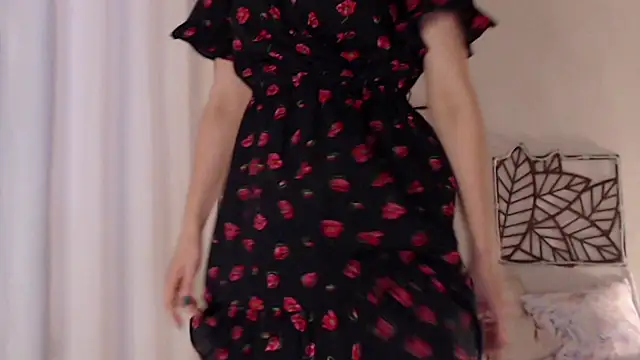 Snapshot of pepper_milf chatting on December 15, 2024, 11:55 am pepper milf online show from December 15, 2024, 11:55 am