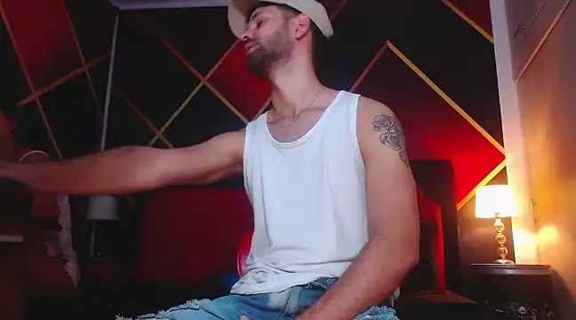 CindyandCarlo online show from January 11, 2025, 7:59 pm