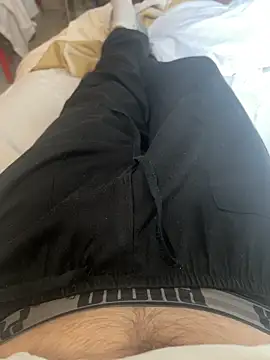 Snapshot of Napoletano17 chatting on December 20, 2025, 2:02 pm Napoletano17 online show from December 20, 2025, 2:02 pm