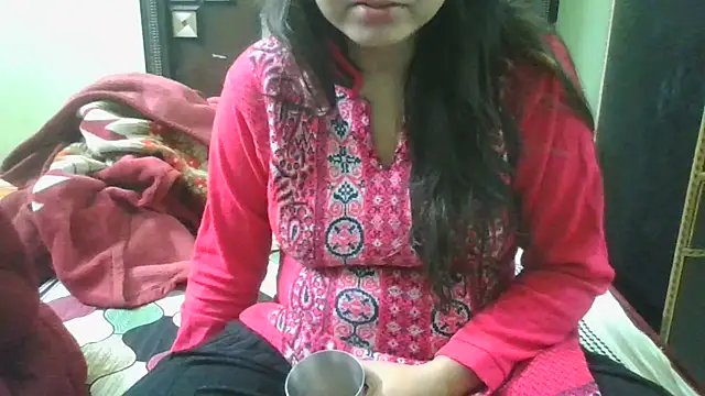 couplesuni online show from December 9, 2024, 4:12 am