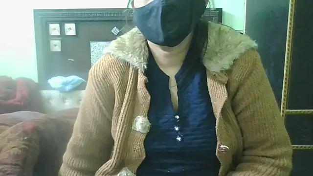 couplesuni online show from January 16, 2025, 11:26 am