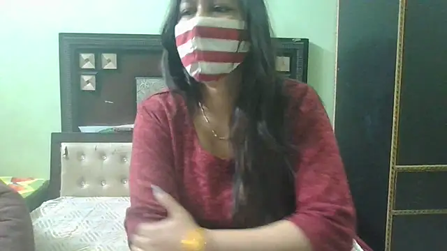 couplesuni online show from February 21, 2025, 5:56 am