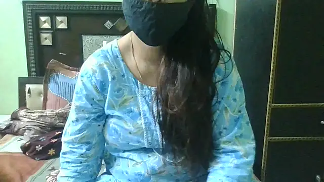 couplesuni online show from September 11, 2025, 2:33 am