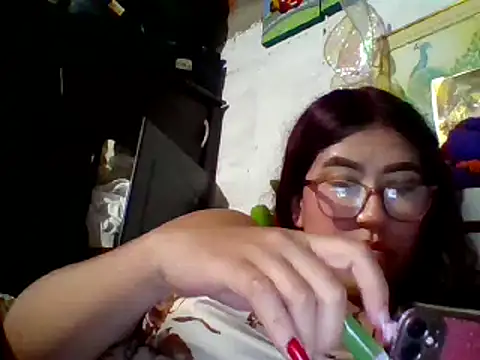 dafne19  online show from February 12, 2025, 2:35 am