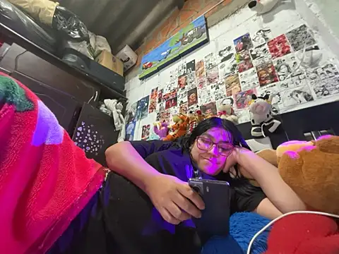 dafne19  online show from February 20, 2026, 6:26 am