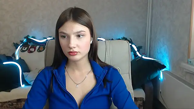 Snapshot of AnaHoney chatting on December 22, 2024, 4:39 am AnaHoney online show from December 22, 2024, 4:39 am