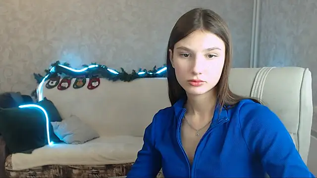 Snapshot of AnaHoney chatting on December 22, 2024, 7:44 am AnaHoney online show from December 22, 2024, 7:44 am
